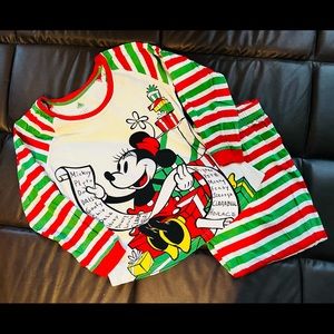 Womens large Minnie Mouse pajamas